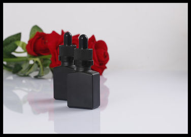 China Forme a aceite esencial negro mate la botella de cristal 15ml del dropper para el embalaje del perfume proveedor